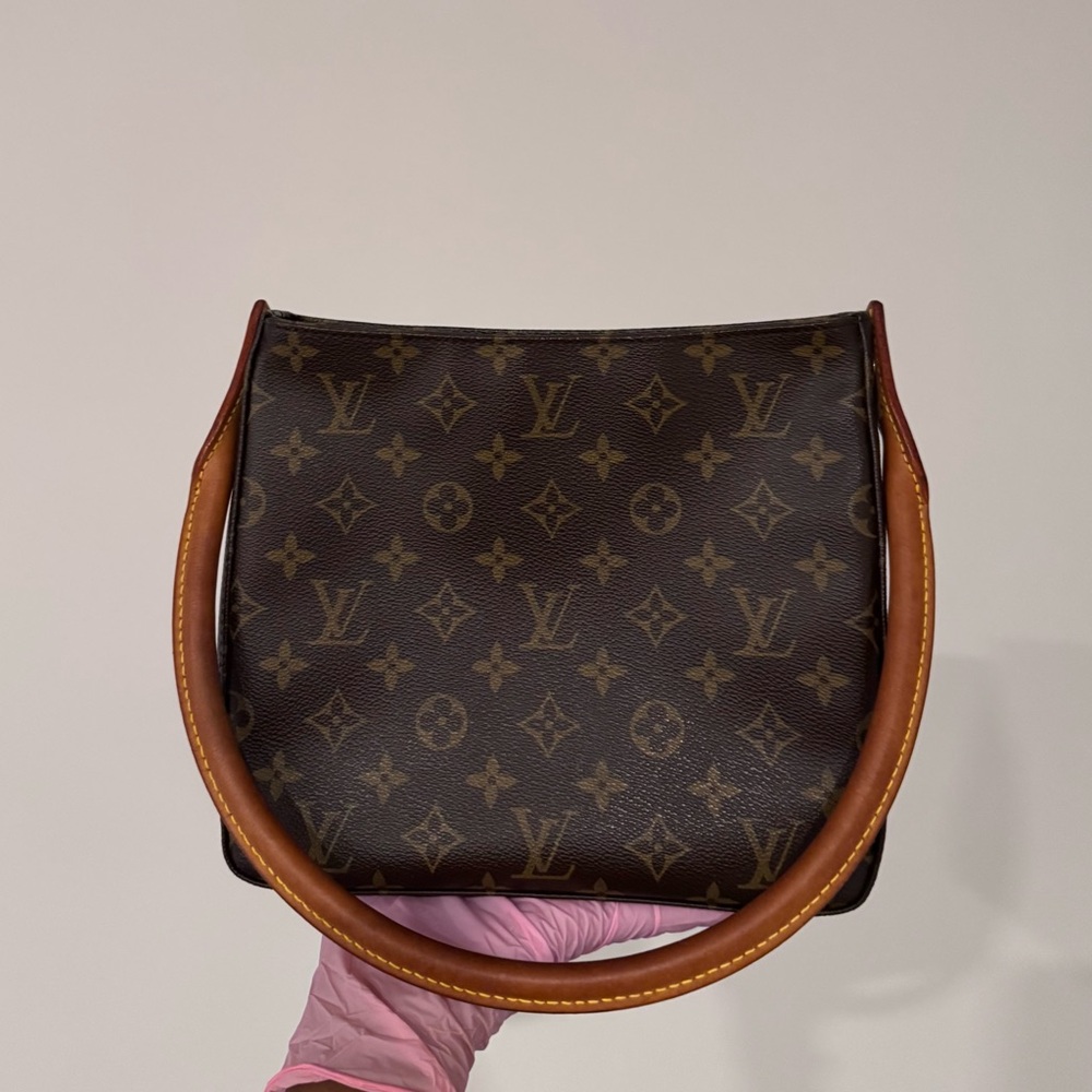 LOUIS VUITTON Looping MM Bag - Picture 3 of 9